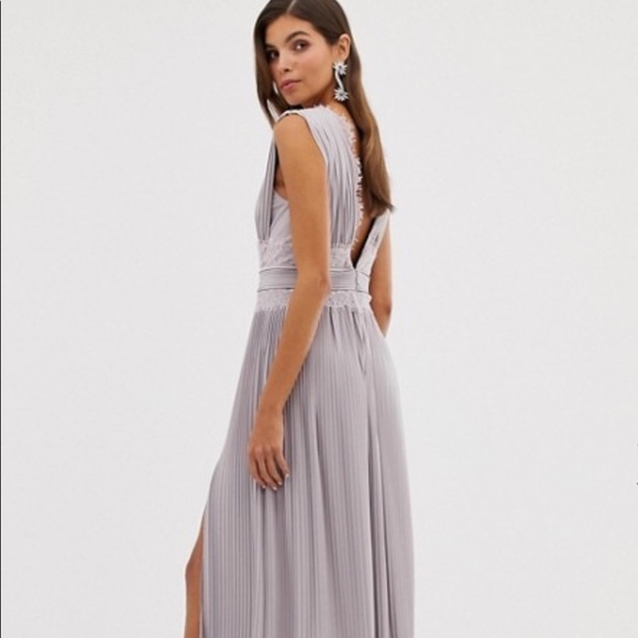 Formal Dress! - Picture 2 of 6